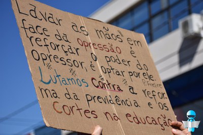 Greve Geral 14/06